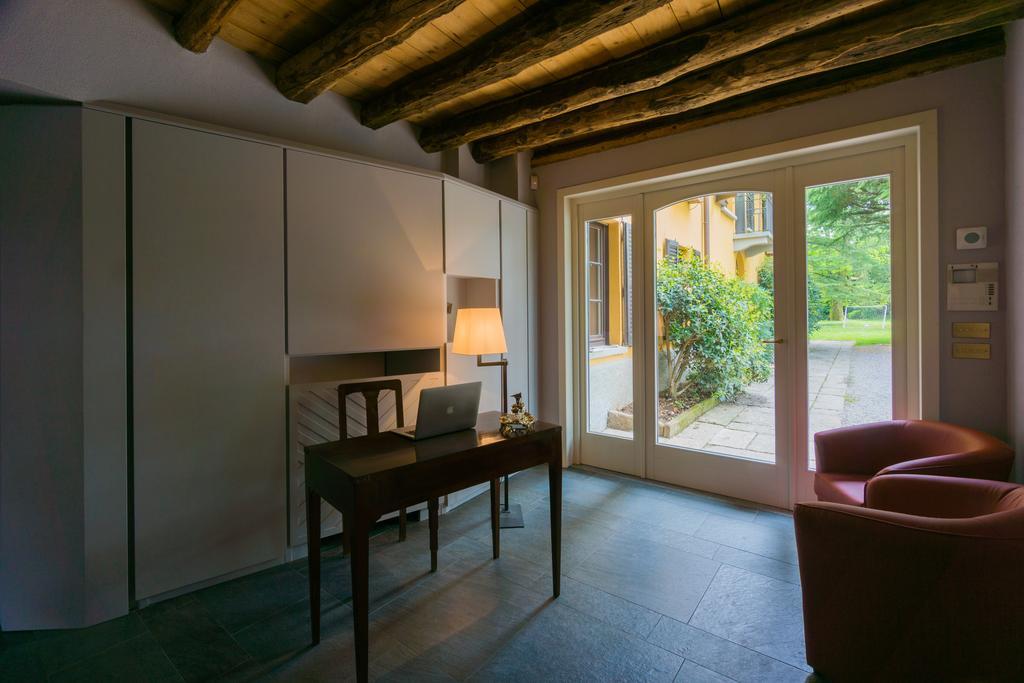 Relais Di Villa Adinolfi Annone di Brianza Exteriör bild